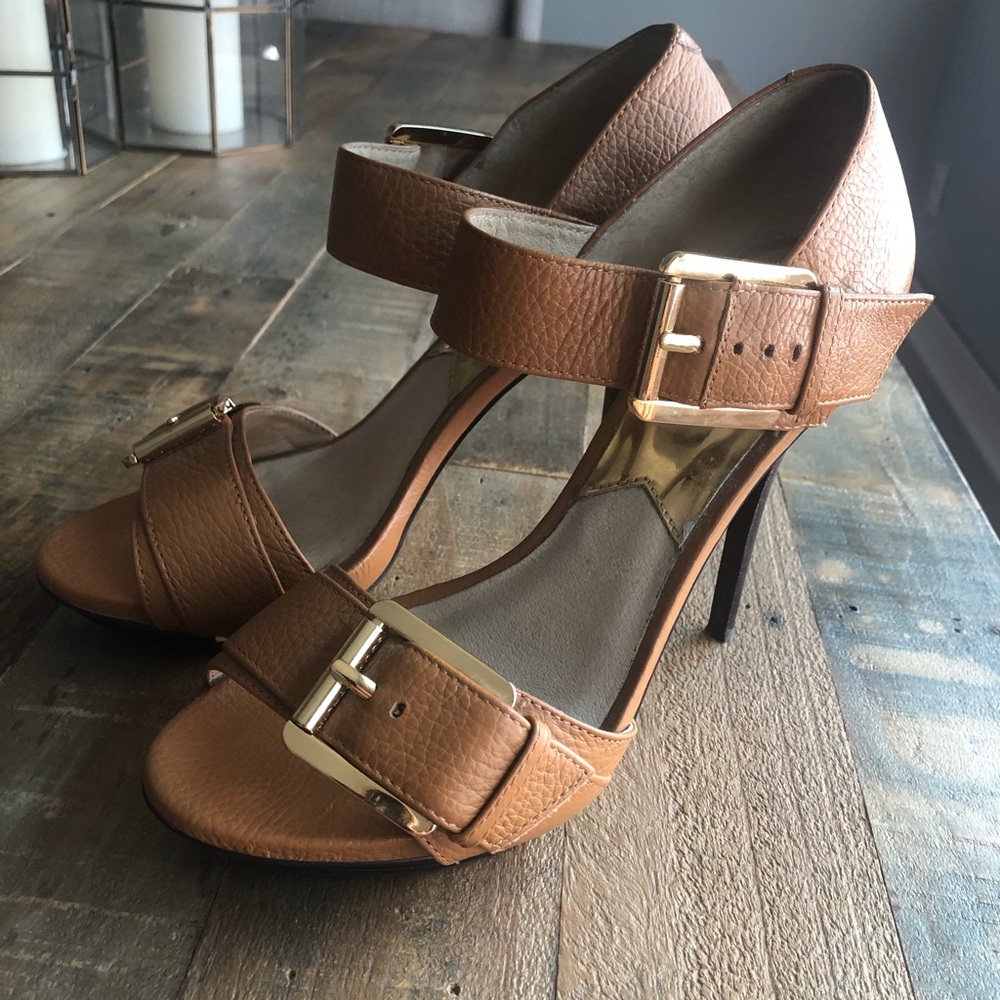 Michael Kors Tan & Gold Stilettos